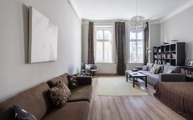 Bpr Castle Hill Apartment With Garden